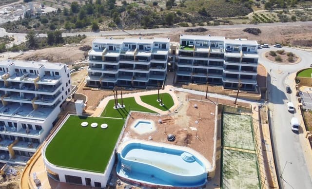 4 bedroom Apartment for sale in Finestrat with pool - € 580,000 (Ref: 8970386)