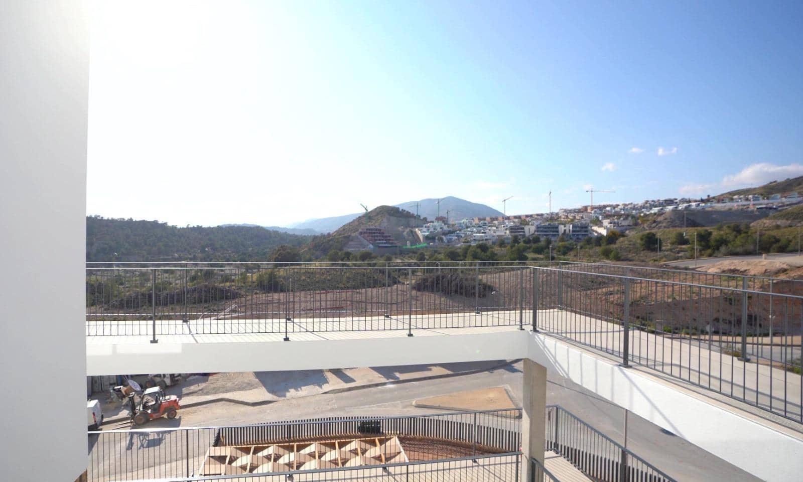 4 bedroom Apartment for sale in Finestrat with pool - € 580,000 (Ref: 8970386)