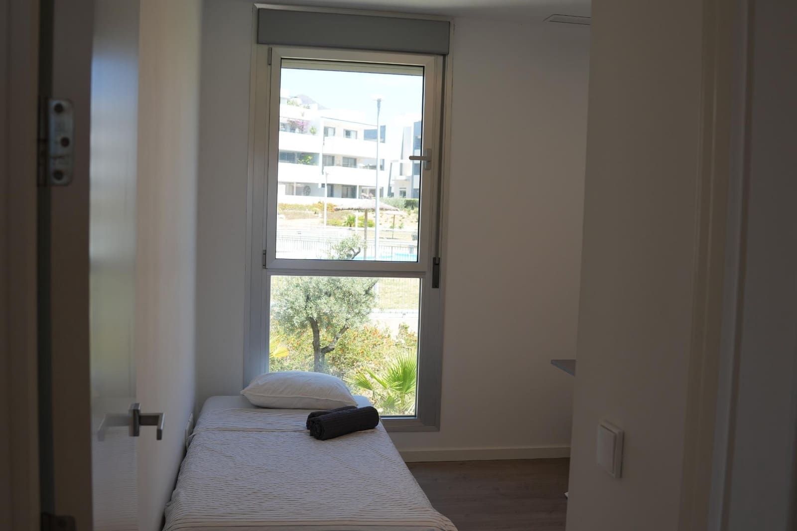 2 makuuhuone Huoneisto myytävänä paikassa Estepona mukana uima-altaan - 465 000 € (Ref: 9015486)