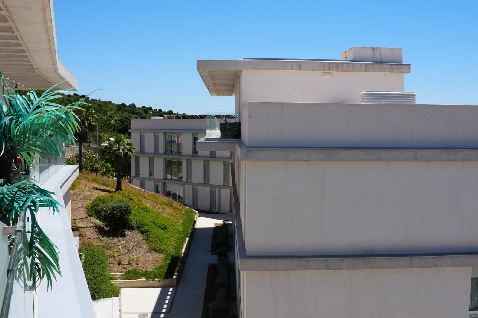 2 makuuhuone Huoneisto myytävänä paikassa Estepona mukana uima-altaan - 465 000 € (Ref: 9015486)