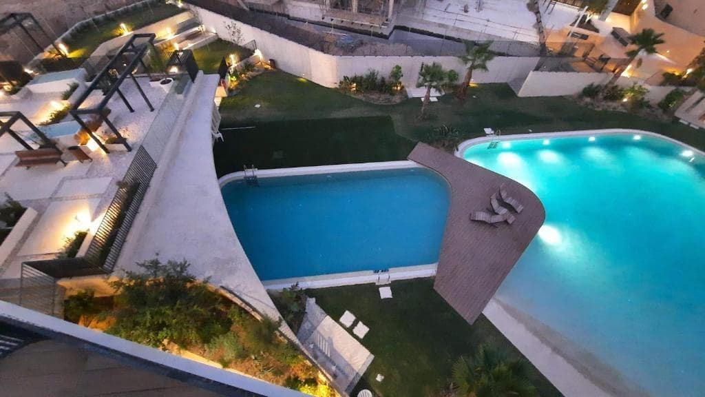 4 bedroom Apartment for sale in La Villajoyosa / Vila Joiosa with pool - € 750,000 (Ref: 9075114)