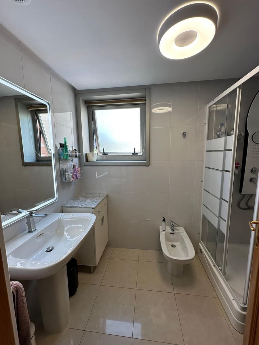 3 bedroom Apartment for sale in La Villajoyosa / Vila Joiosa with pool - € 498,000 (Ref: 9112353)