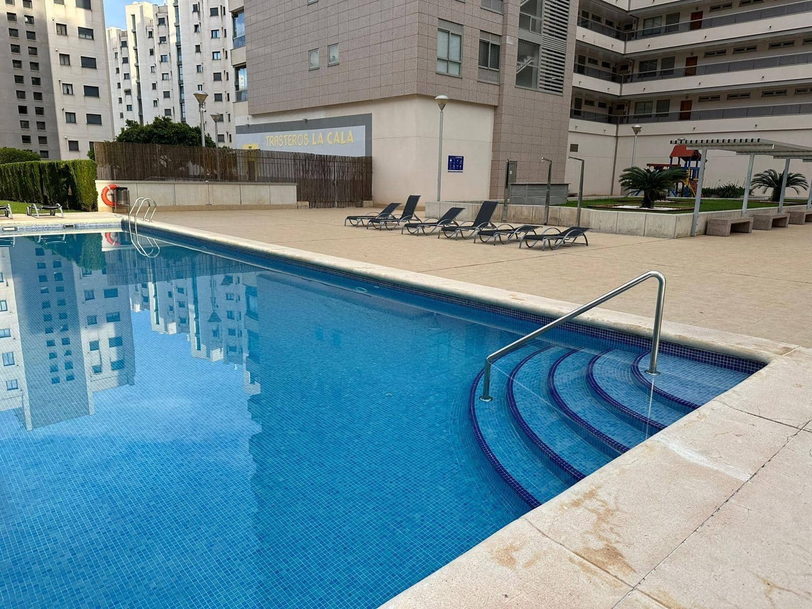 3 bedroom Apartment for sale in La Villajoyosa / Vila Joiosa with pool - € 498,000 (Ref: 9112353)