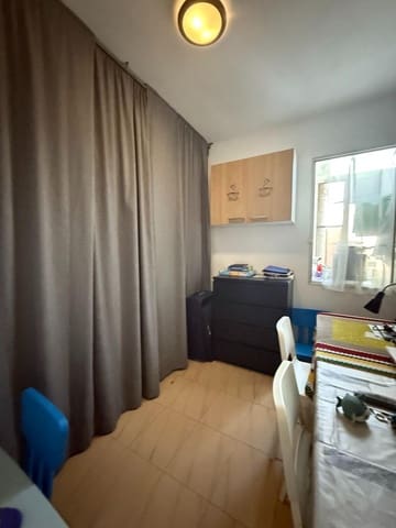 4 makuuhuone Huoneisto myytävänä paikassa Puig - 140 000 € (Ref: 9114138)