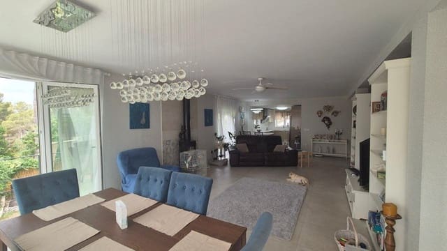 5 slaapkamer Villa te koop in L'Eliana met zwembad garage - € 599.000 (Ref: 9126781)