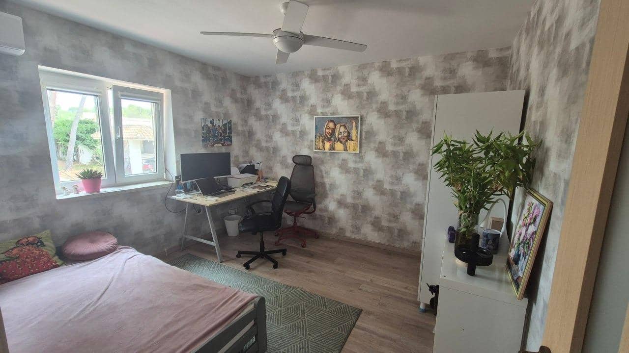 5 soveværelse Villa til salg i L'Eliana med swimmingpool garage - € 599.000 (Ref: 9126781)