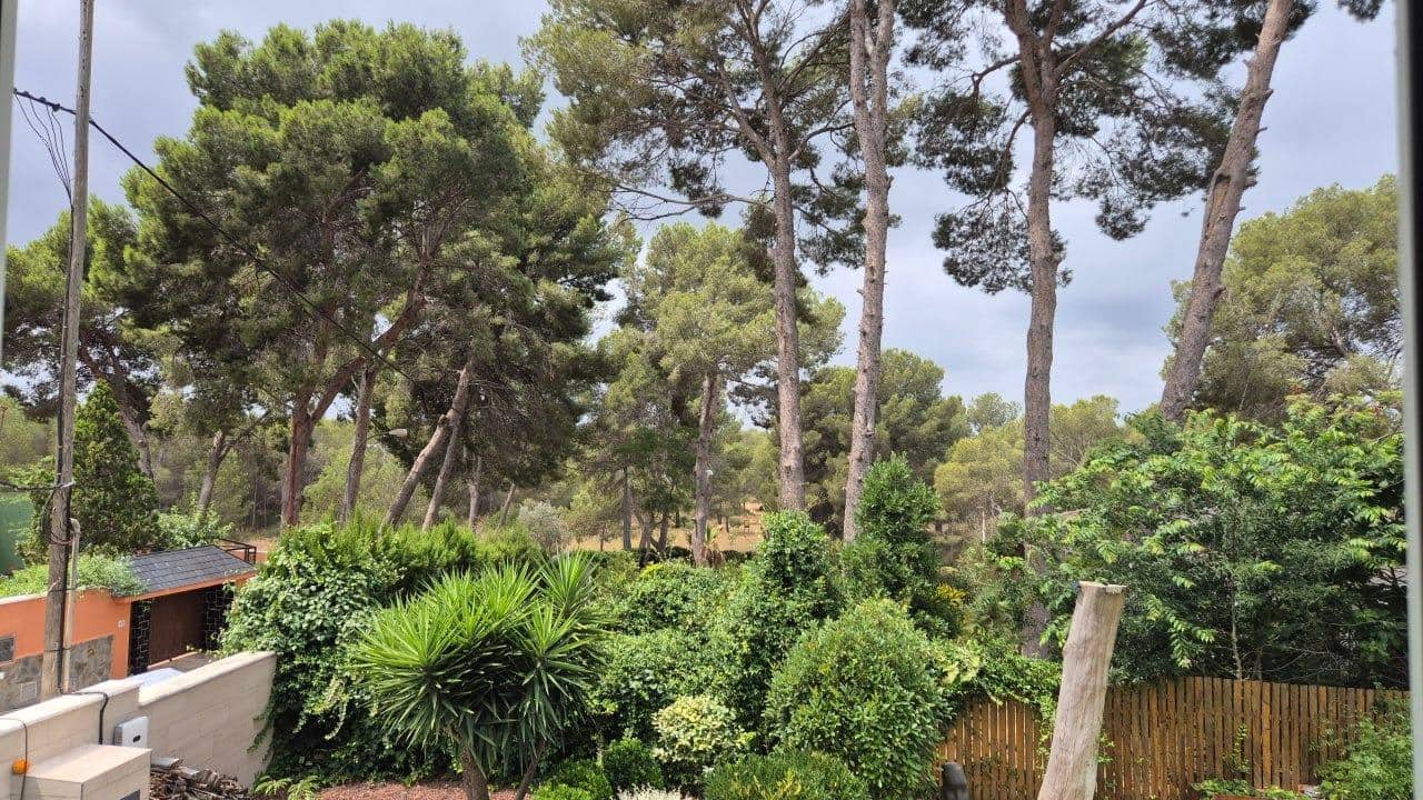 5 soveværelse Villa til salg i L'Eliana med swimmingpool garage - € 599.000 (Ref: 9126781)