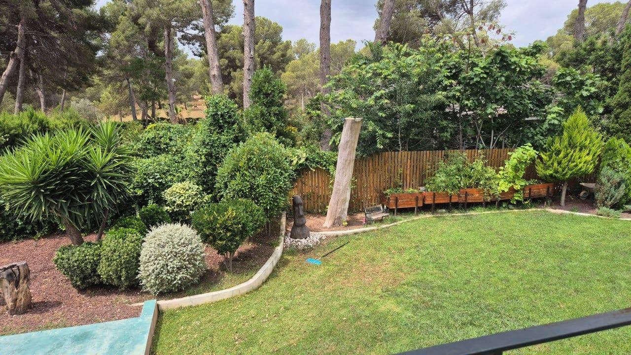 5 soveværelse Villa til salg i L'Eliana med swimmingpool garage - € 599.000 (Ref: 9126781)