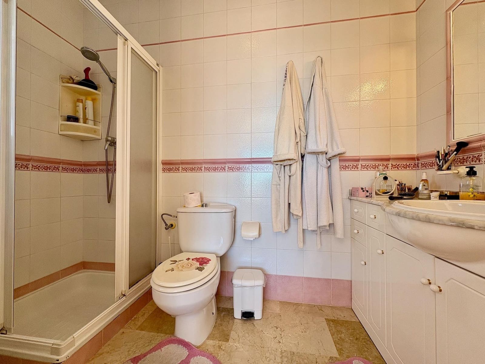 2 Zimmer Villa zu verkaufen in Orihuela Costa mit Pool Garage - 435.000 € (Ref: 9126782)