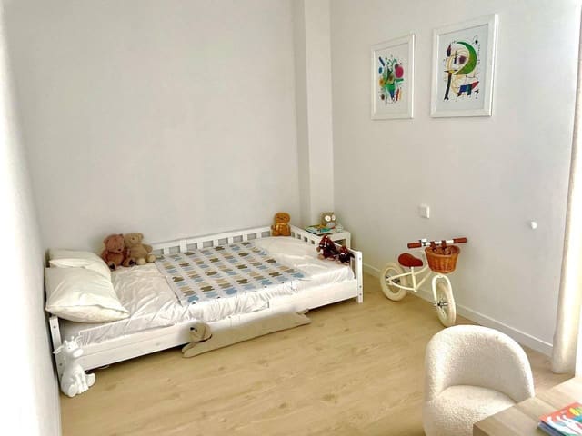 4 bedroom Apartment for sale in Godella with pool - € 545,000 (Ref: 9128256)