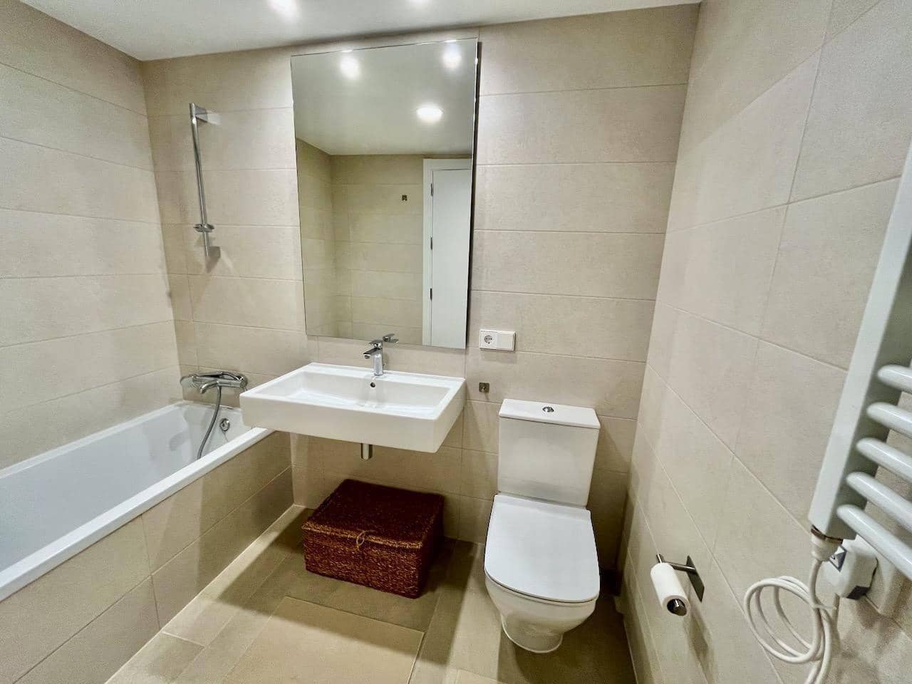 4 soveværelse Lejlighed til salg i Godella med swimmingpool - € 545.000 (Ref: 9128256)