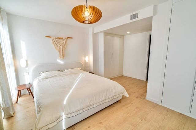 4 bedroom Apartment for sale in Godella with pool - € 545,000 (Ref: 9128256)