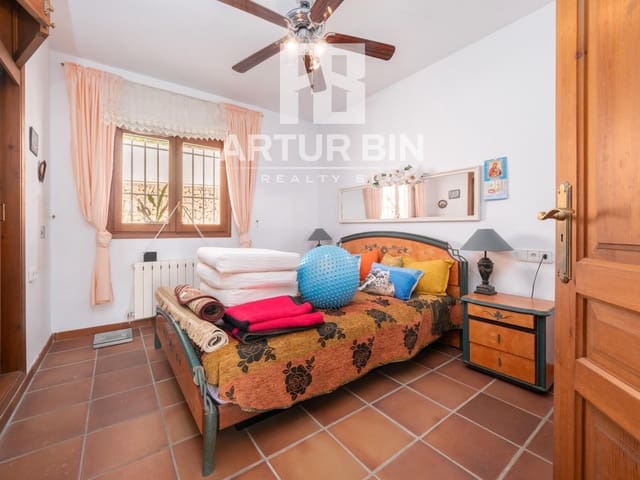 4 makuuhuone Huvila myytävänä paikassa Benissa mukana uima-altaan - 1 950 000 € (Ref: 9147181)