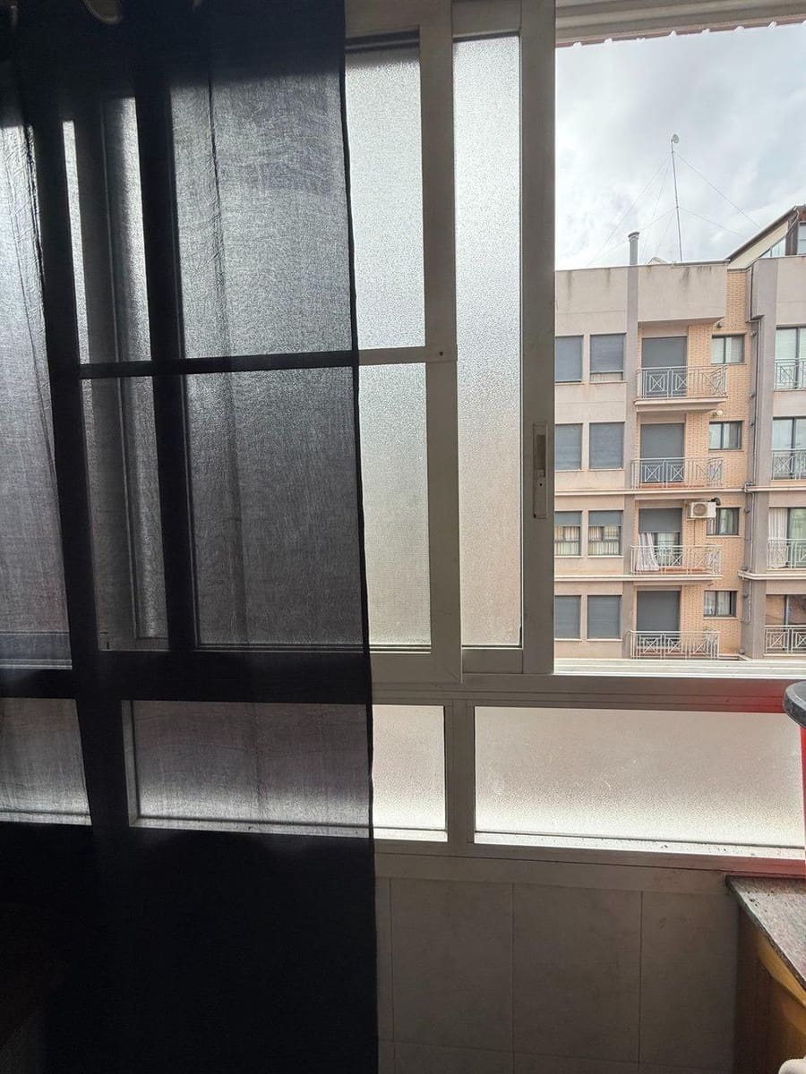 3 bedroom Apartment for sale in La Vall d'Uixo - € 160,000 (Ref: 9193818)