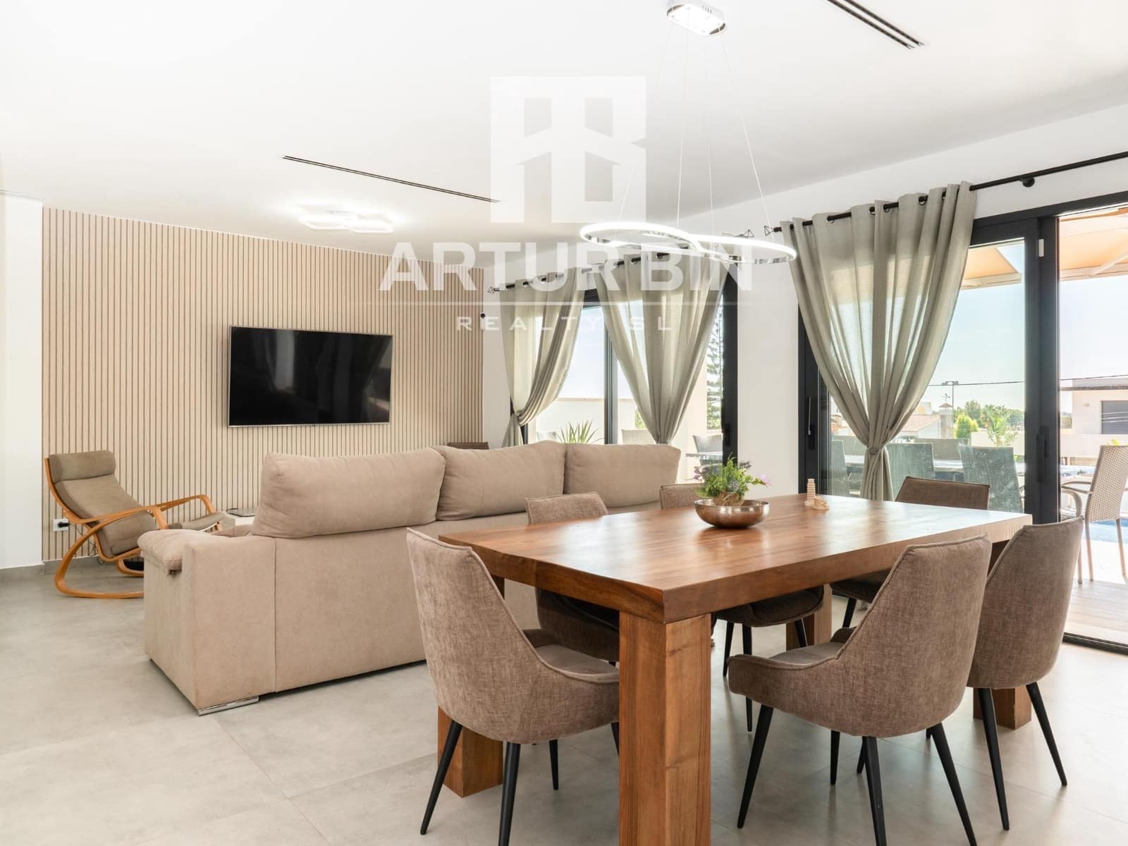 4 Zimmer Villa zu verkaufen in Montesa mit Pool - 950.000 € (Ref: 9202427)