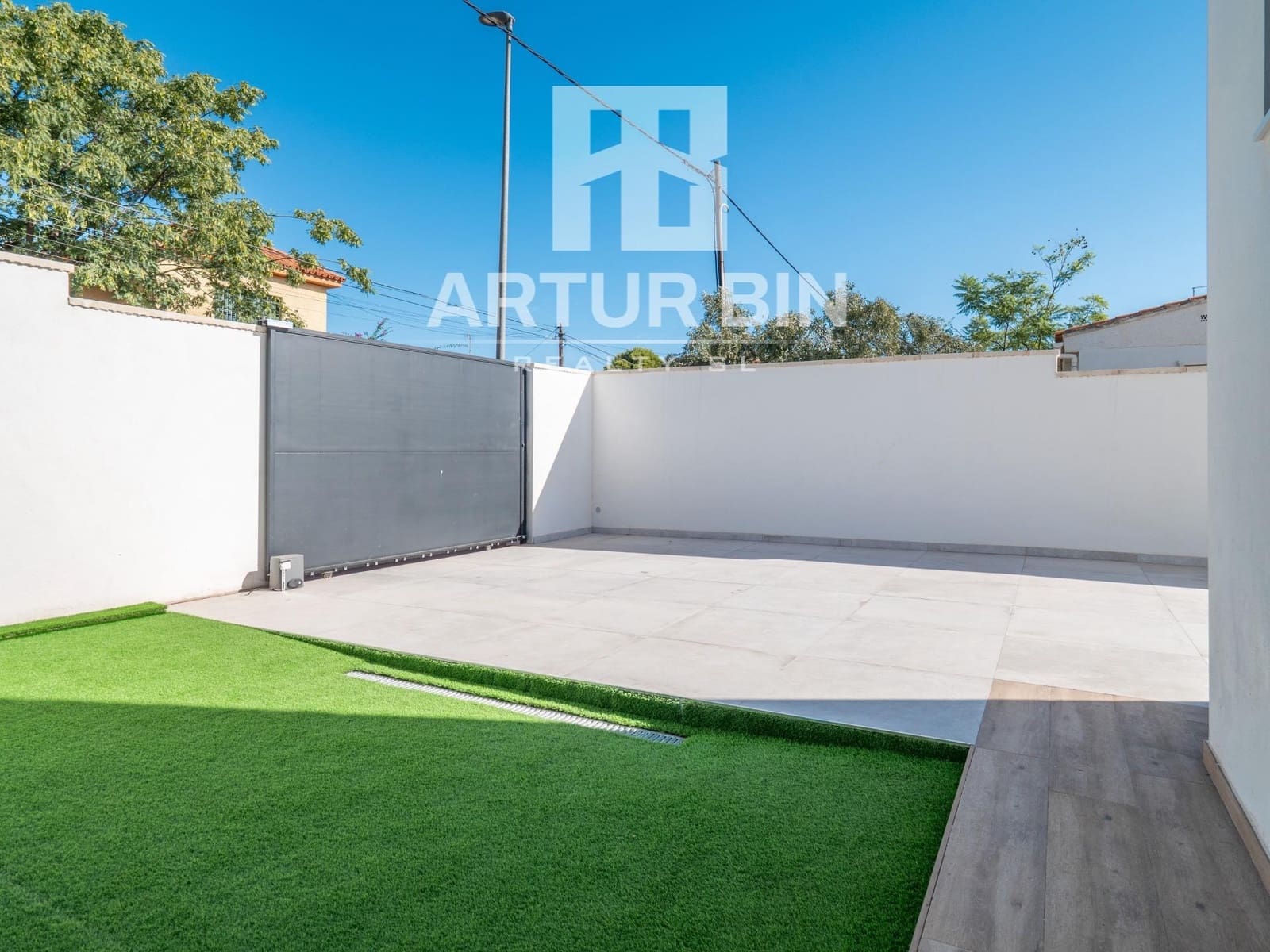 4 Zimmer Villa zu verkaufen in Montesa mit Pool - 950.000 € (Ref: 9202427)