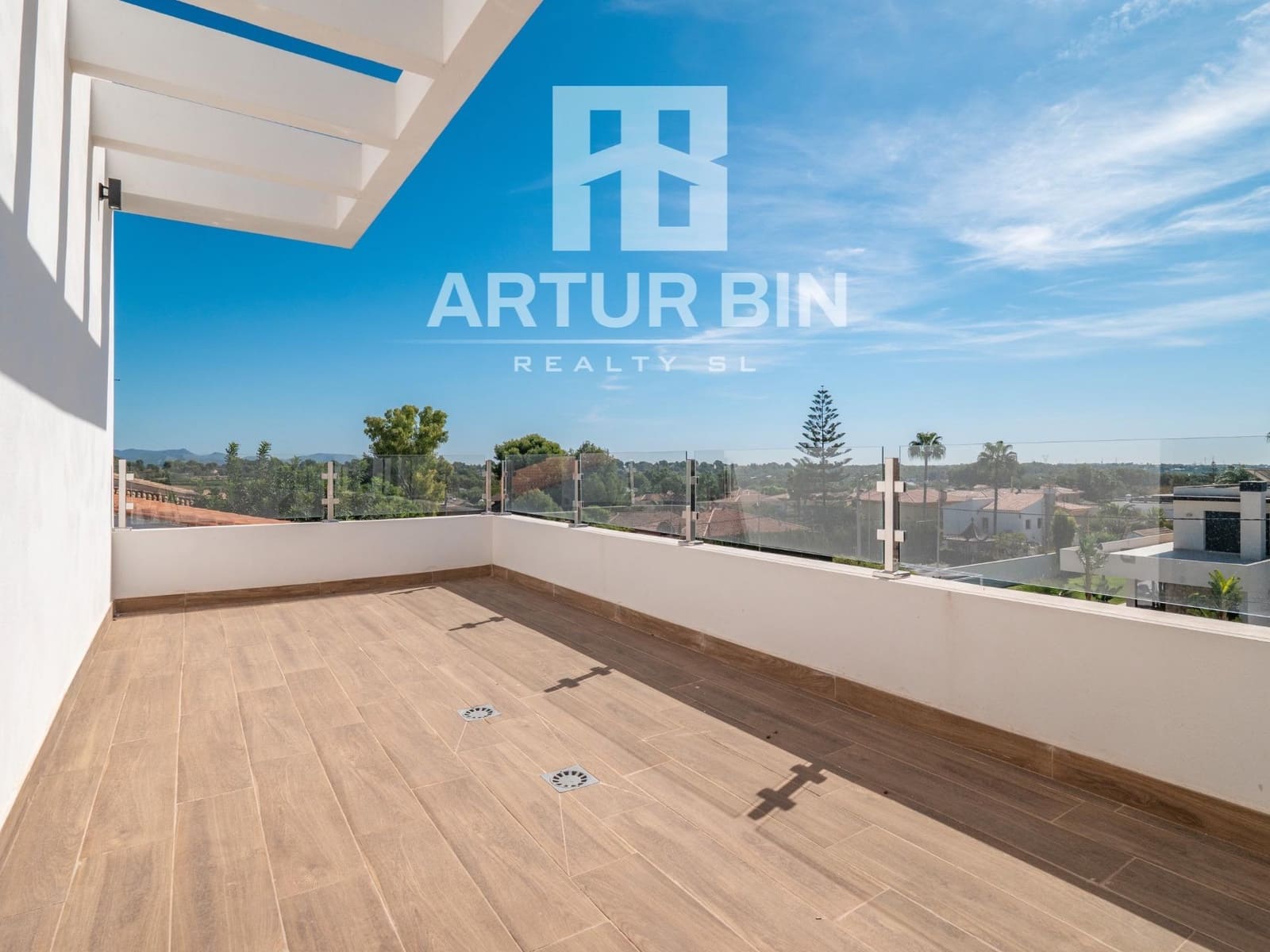 4 Zimmer Villa zu verkaufen in Montesa mit Pool - 950.000 € (Ref: 9202427)