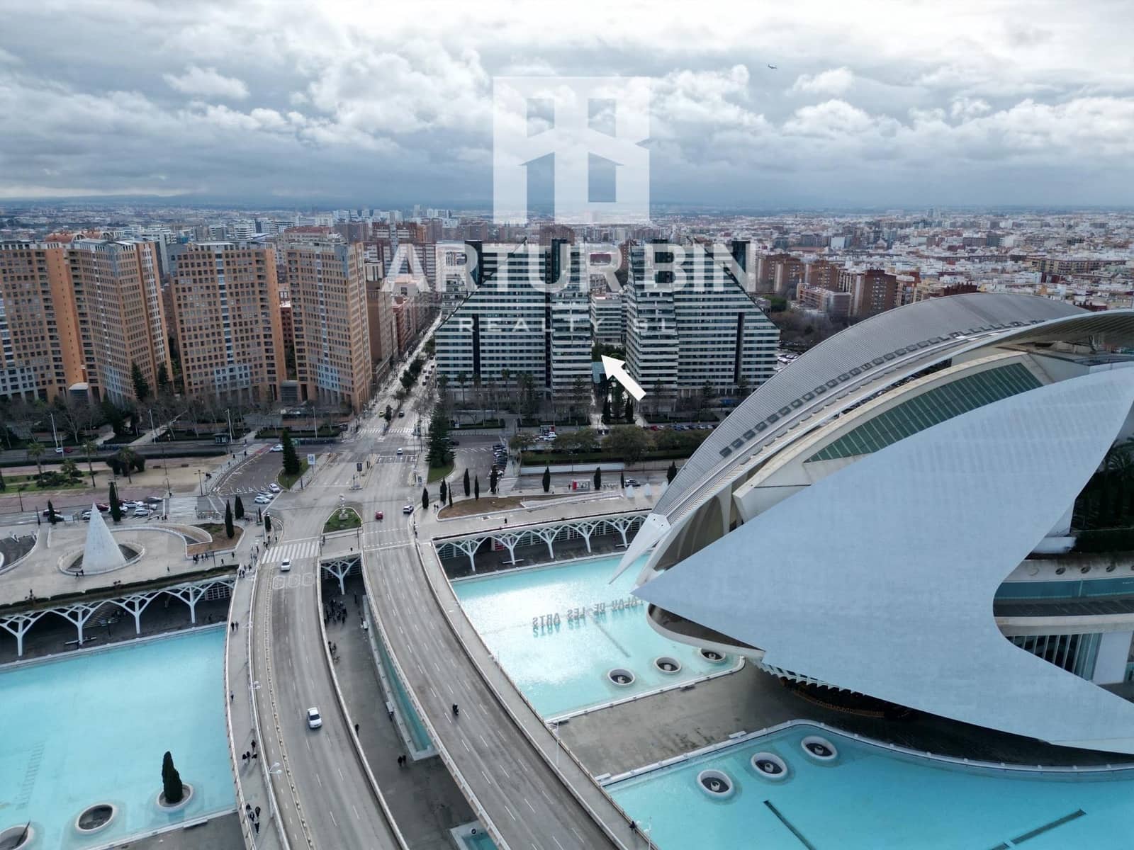 10 soveværelse Kontor til salg i Valencia by - € 830.000 (Ref: 9204513)