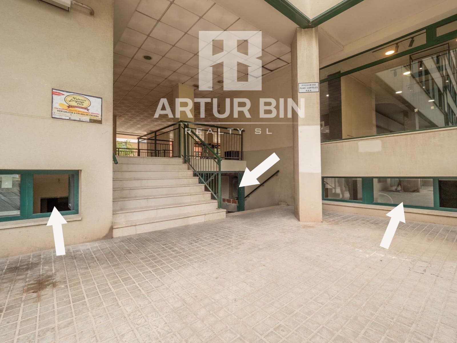 10 soveværelse Kontor til salg i Valencia by - € 830.000 (Ref: 9204513)