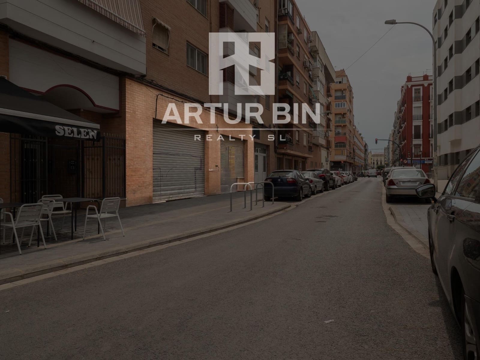 Kommersiell till salu i Valencia stad - 280 000 € (Ref: 9206820)