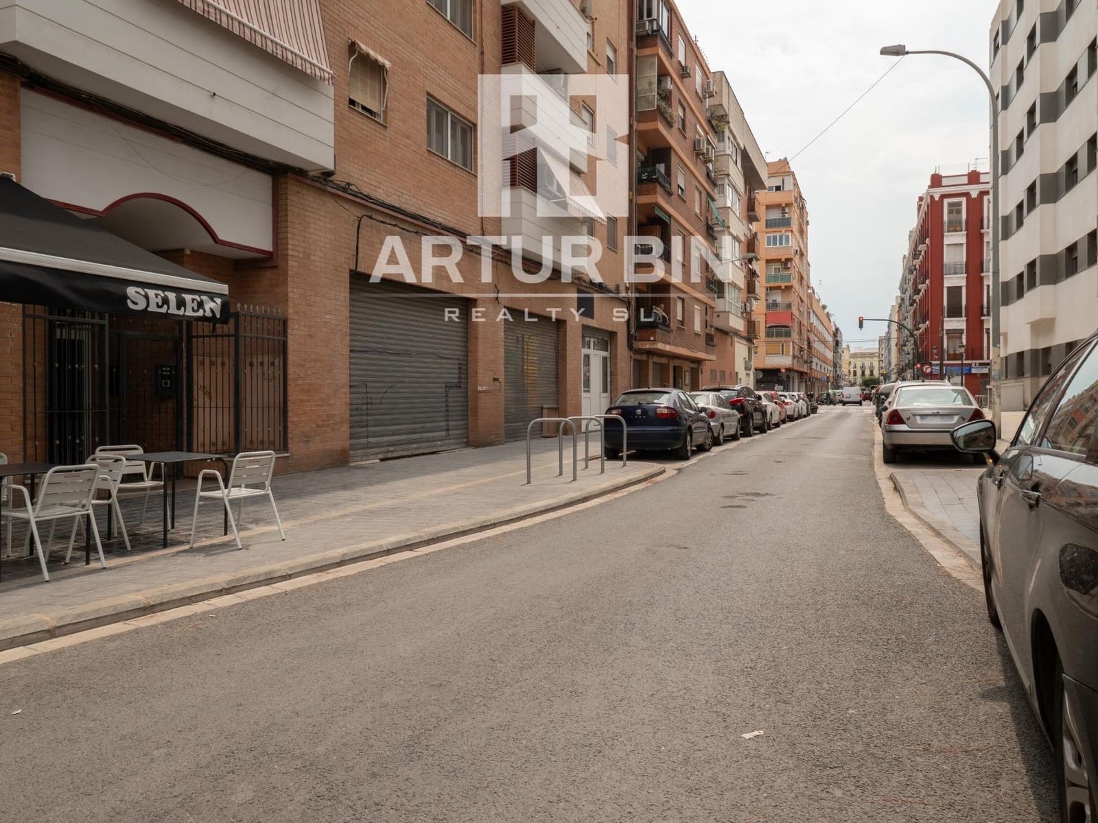 Kommersiell till salu i Valencia stad - 280 000 € (Ref: 9206820)