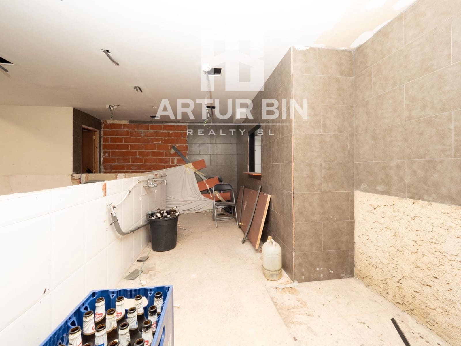 Komercyjne na sprzedaż w Miasto Walencja - 250 000 € (Ref: 9206821)