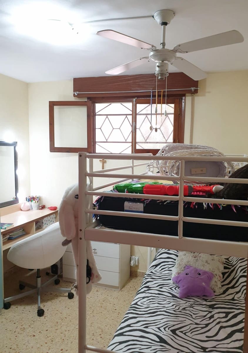 Apartamento de 2 habitaciones en Finestrat en venta con piscina - 195.000 € (Ref: 9217388)