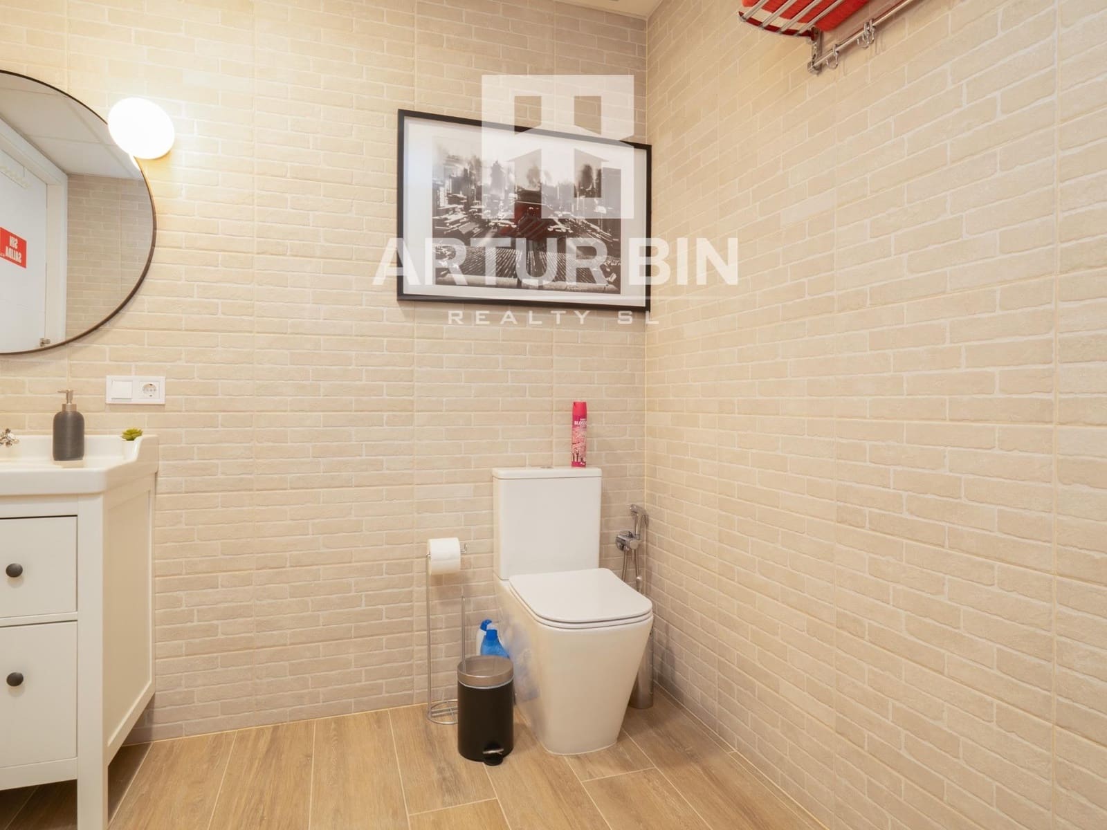 1 sypialnia Studio na sprzedaż w Miasto Walencja - 200 000 € (Ref: 9228549)