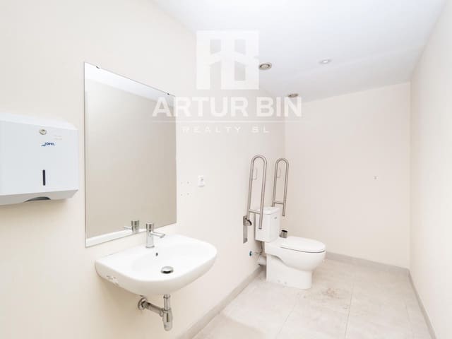 Local Commercial à louer à Sant Francesc, Valence ville - 14 000 € (Ref: 9240427)