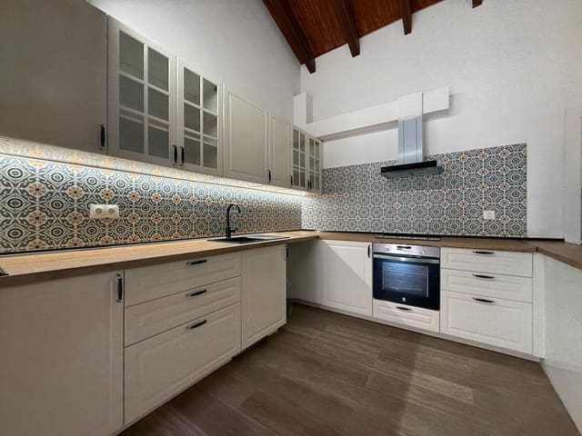 2 sypialnia Apartament na sprzedaż w Ciutat Vella, Miasto Walencja - 370 000 € (Ref: 9243438)