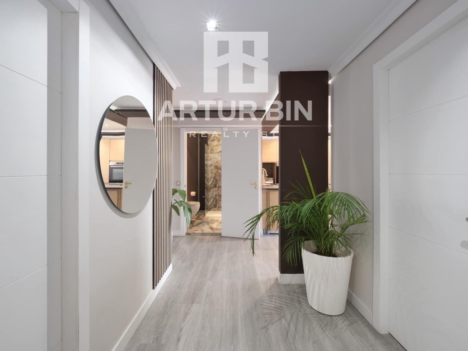 3 soveværelse Lejlighed til salg i Mislata - € 345.000 (Ref: 9276351)