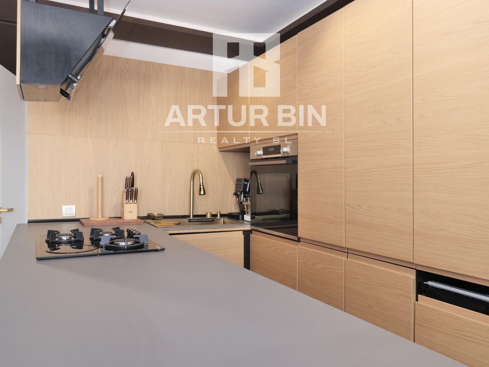 3 soveværelse Lejlighed til salg i Mislata - € 345.000 (Ref: 9276351)