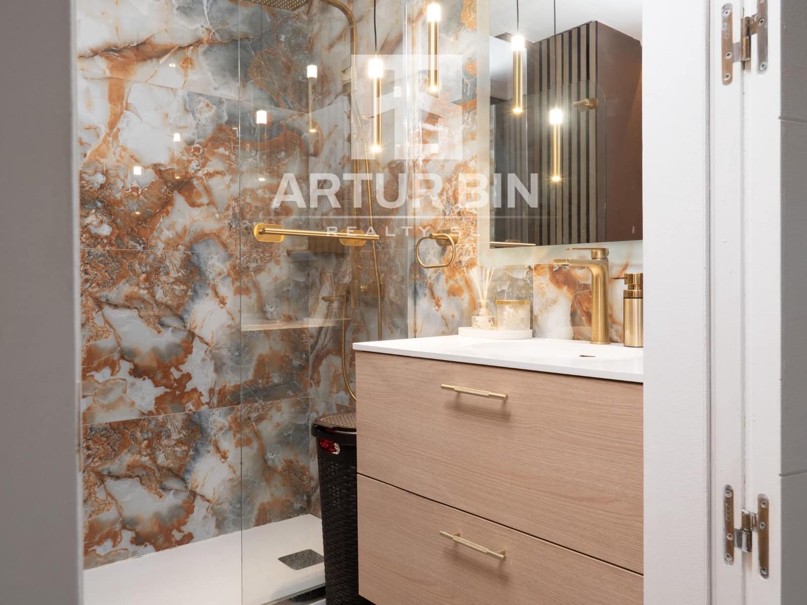 3 soveværelse Lejlighed til salg i Mislata - € 345.000 (Ref: 9276351)