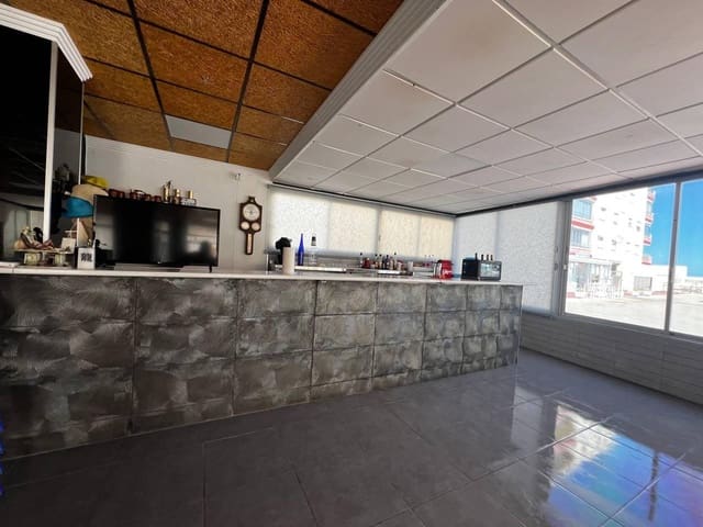 Commercial for sale in Tavernes de la Valldigna - € 180,000 (Ref: 9301063)