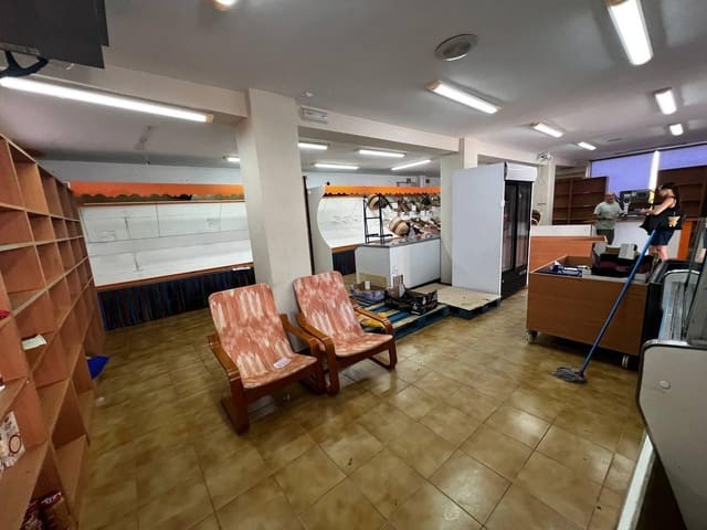 Commercieel te koop in Tavernes de la Valldigna - € 150.000 (Ref: 9301065)