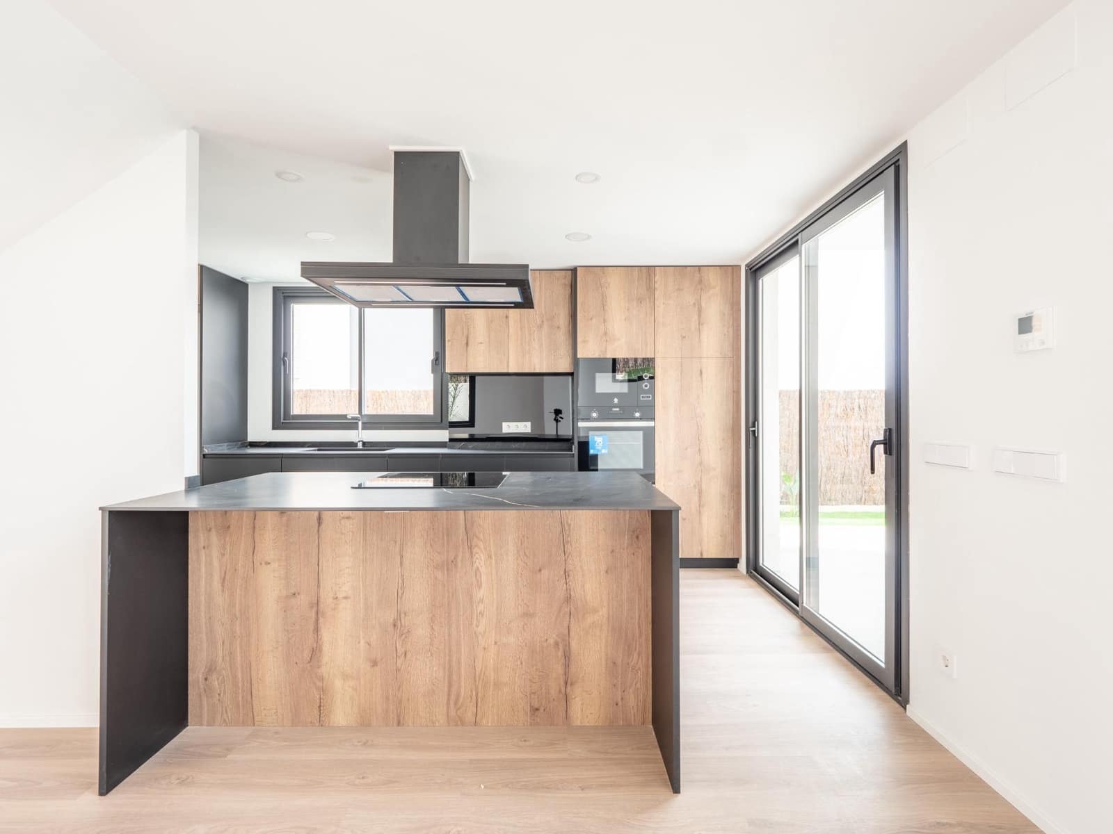 3 sypialnia Willa do wynajęcia w San Antonio de Benageber z basenem - 4 500 € (Ref: 9301066)