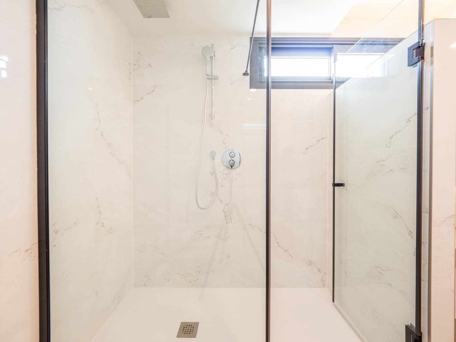 3 sypialnia Willa do wynajęcia w San Antonio de Benageber z basenem - 4 500 € (Ref: 9301066)