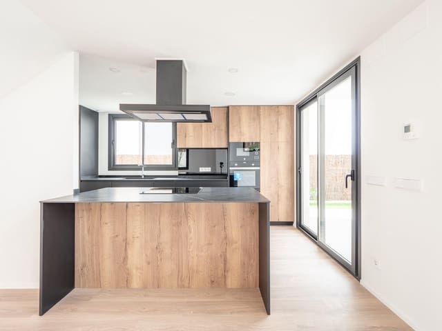 3 sypialnia Willa do wynajęcia w San Antonio de Benagéber z basenem - 4 500 € (Ref: 9301066)