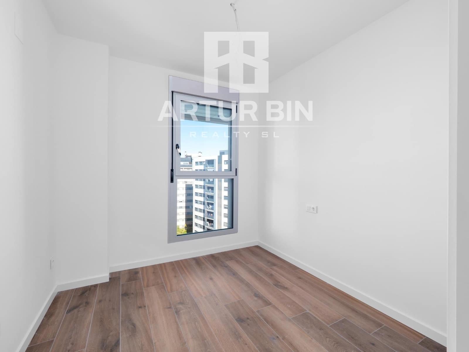 3 sypialnia Apartament na sprzedaż w Miramar z basenem - 549 999 € (Ref: 9303552)