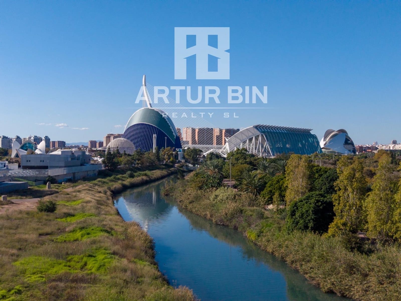 3 sypialnia Apartament na sprzedaż w Miramar z basenem - 549 999 € (Ref: 9303552)