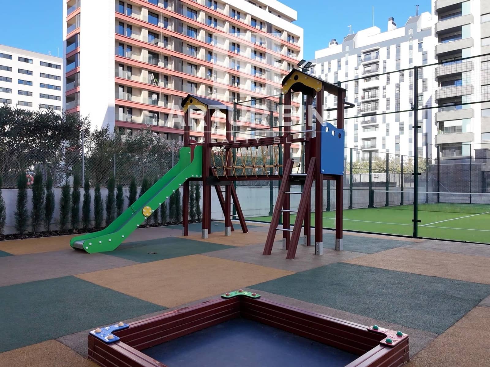 3 sypialnia Apartament na sprzedaż w Miramar z basenem - 549 999 € (Ref: 9303552)