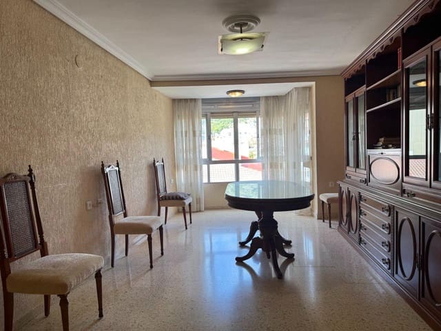 3 bedroom Apartment for sale in Tavernes de la Valldigna - € 105,000 (Ref: 9312901)