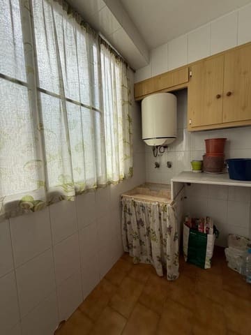 3 bedroom Apartment for sale in Tavernes de la Valldigna - € 105,000 (Ref: 9312901)