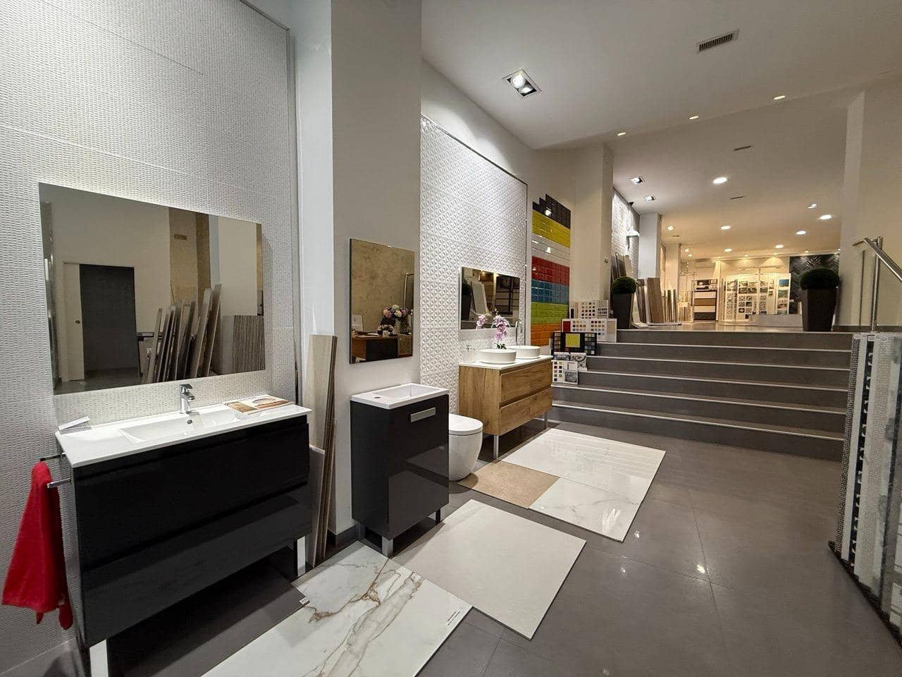 Commerciale in vendita in Alboraya / Alboraia - 495.000 € (Rif: 9330659)