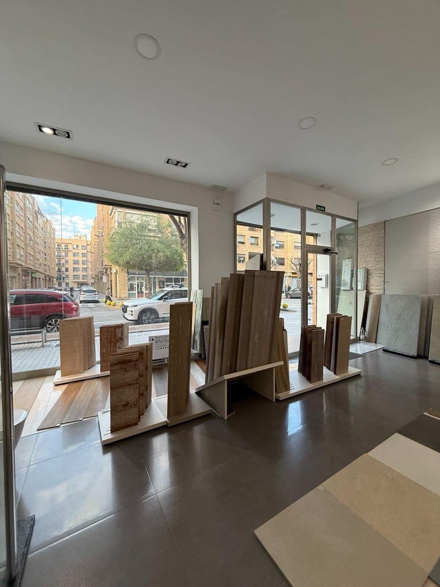 Commerciale in vendita in Alboraya / Alboraia - 495.000 € (Rif: 9330659)