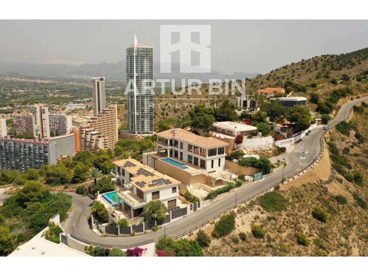 5 soveværelse Villa til salg i Benidorm med swimmingpool garage - € 3.100.000 (Ref: 9330660)