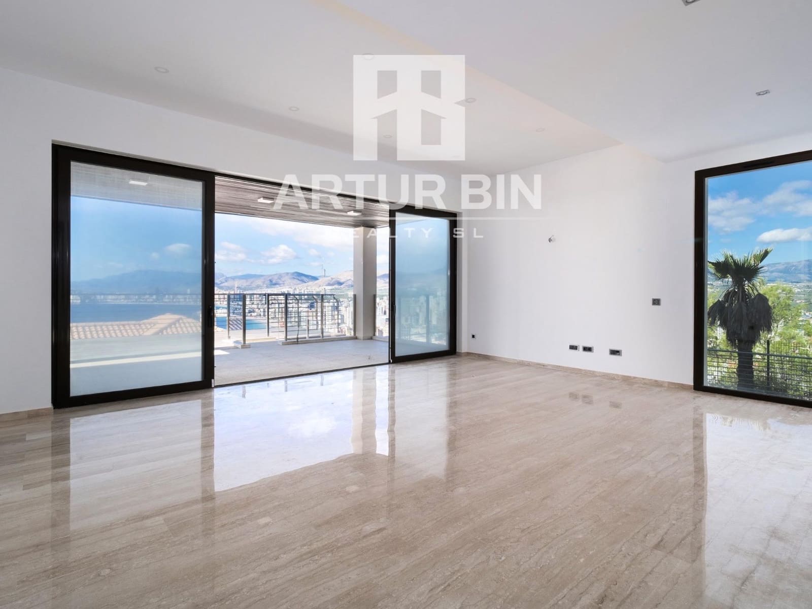 5 soveværelse Villa til salg i Benidorm med swimmingpool garage - € 3.100.000 (Ref: 9330660)