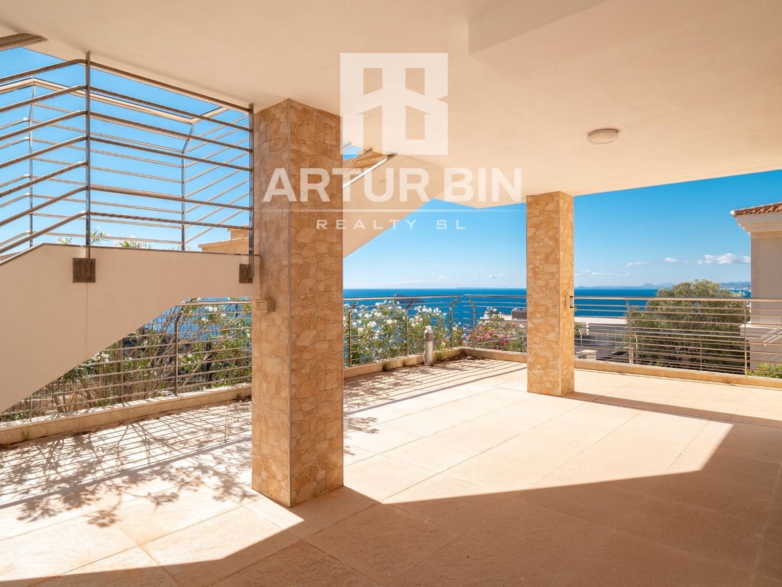 5 soveværelse Villa til salg i Benidorm med swimmingpool garage - € 3.100.000 (Ref: 9330660)