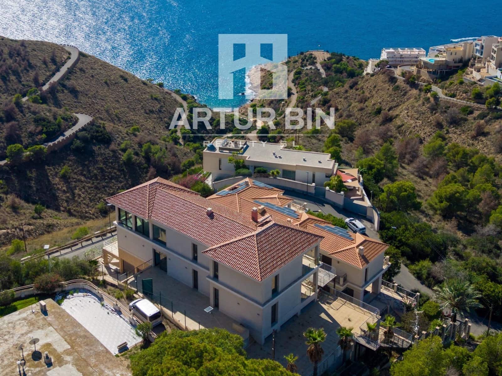 5 soveværelse Villa til salg i Benidorm med swimmingpool garage - € 3.100.000 (Ref: 9330660)