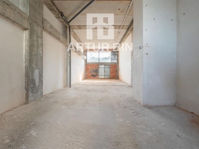 Gewerbe zu verkaufen in Patraix, València Stadt - 135.000 € (Ref: 9338054)